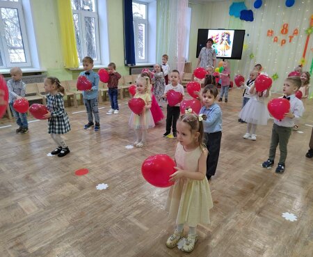 Праздник, посвященный  международному женскому дню 8 Марта.